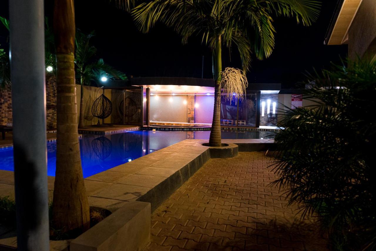 Emc Fully Furnished &Serviced Villas 4 Bedroom With Solar Power , Private Pool, Starlink Wifi ,Aircons & Dstv Lusaka Eksteriør bilde
